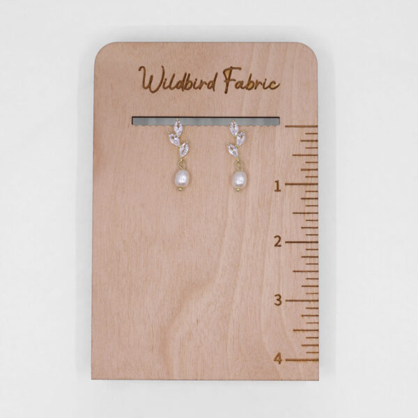 Simple Gold Gem Leaf Earrings